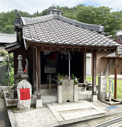Gosho-no-tsuji crossroads
